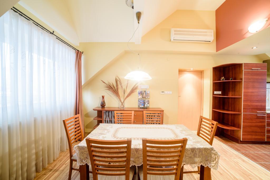 Park Apartment Cracóvia Exterior foto
